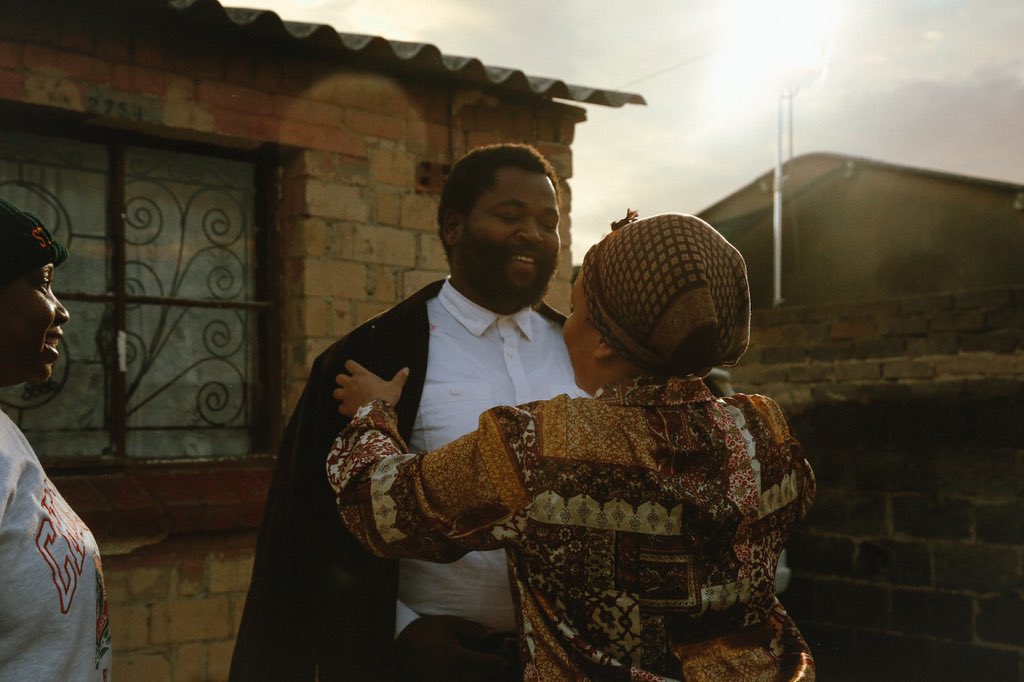 1020cartel's tweet photo. Visuals for #masiyeke dropping soon ๐ค
We hope youโre as excited as we are ๐๐ค
#masiyeke #masiyekevideo #nuesam #sjava #siphoep https://t.co/xvKYXtZNv1