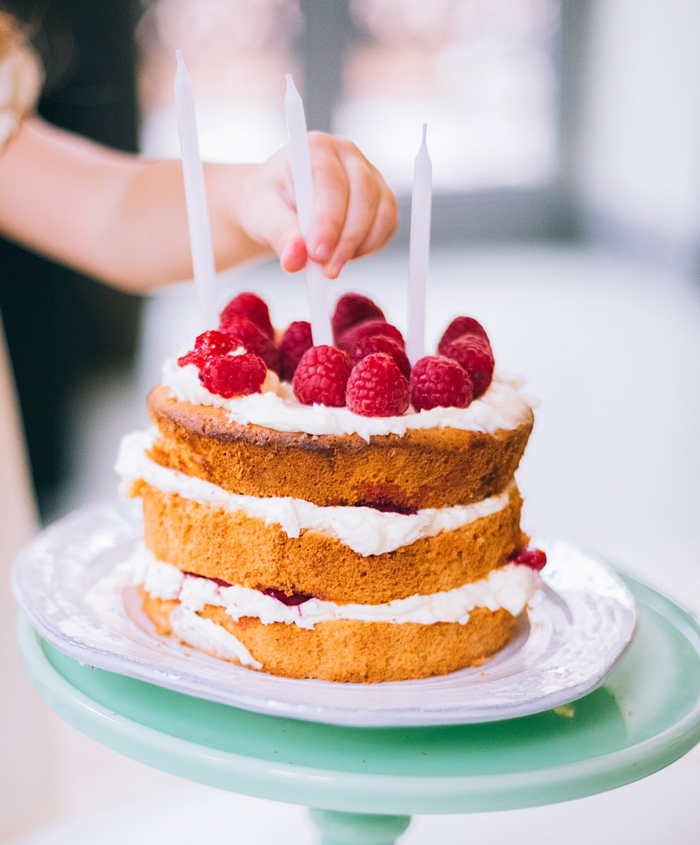 ContandoLtd's tweet photo. Not only was it St George's day at the weekend but it was also our 3rd birthday! 🎉🥂🎈🥳 https://t.co/dAdguQHw1T