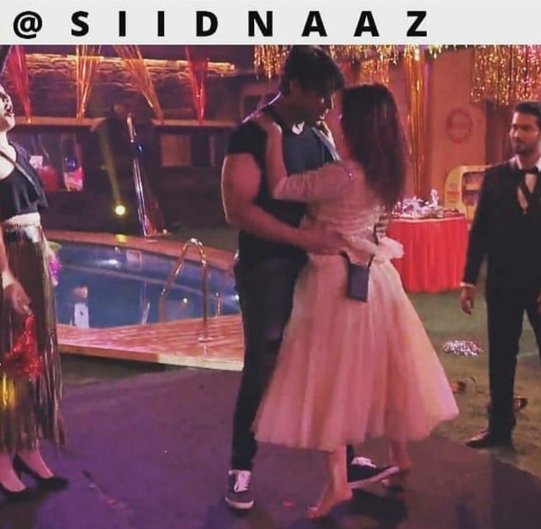 sandeep2473's tweet image. Some moment becomes unforgettable memories..

#ShehnaazGiIl #sidharth_shukla