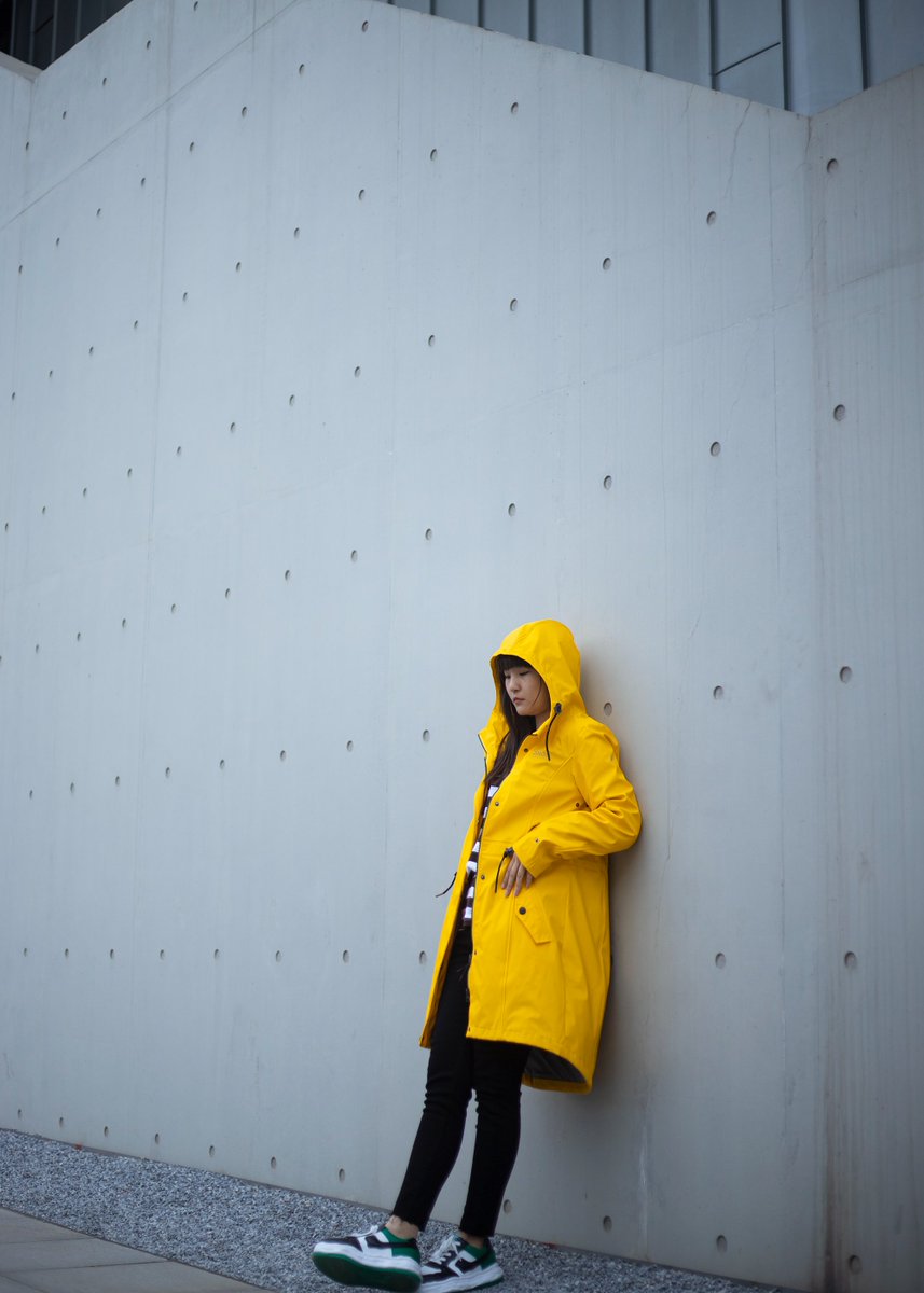 DingyWeather's tweet photo. Escape from the city with Dingy Weather to listen to your inner voice.
The dingy yellow always could calm you down.
Explore more: https://t.co/4fYTdQOXwl
#dingyweather #raincoats #yellow #yellowcoats #longjackets https://t.co/DPp57YZqwF