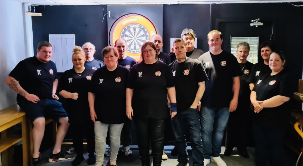 🎯A selection of our A’s &amp; B’s Darts sides last night in their new <a href="/TrojanTeamwear/">Trojan Teamwear</a> tops.

Both sides won their league fixtures also.