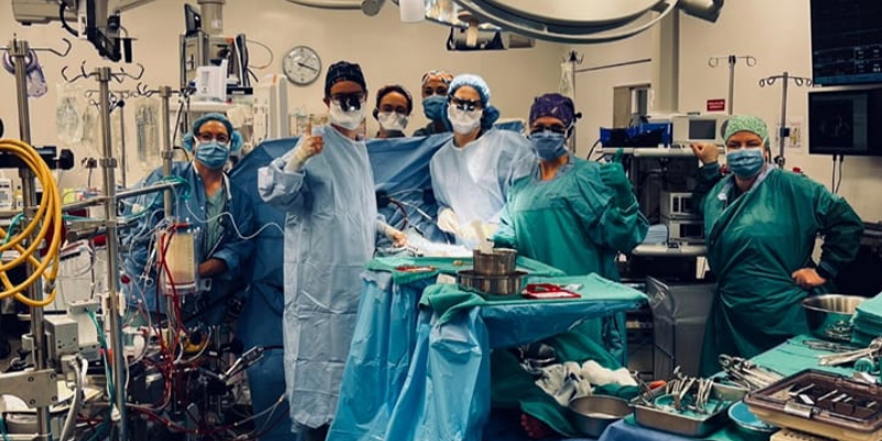 VOCMNEWS's tweet photo. Surgeon Highlights First All-Female Cardiac Surgery OR Team in Province’s History

https://t.co/JeSb2dJH0y https://t.co/a0SdwuEvLW