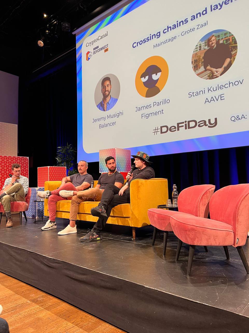 AaveGrants.lens on Twitter "Stani and frens discussing Portals in Aave