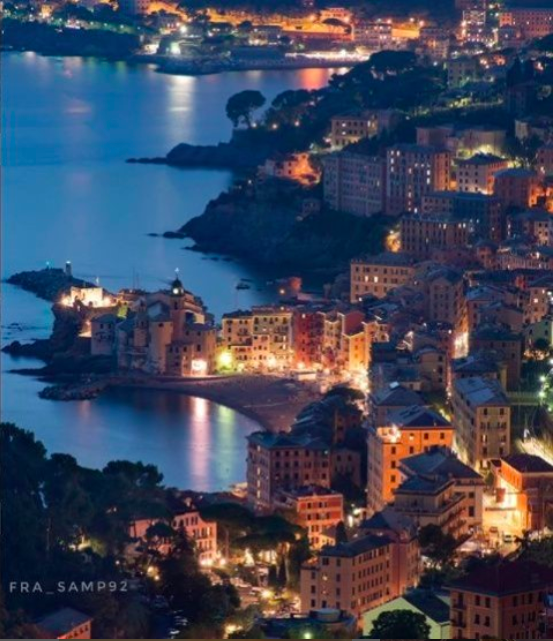 Ruta di Camogli, Liguria, via IG fra_samp92⁣ instagram.com/p/COiuyE1t1xE/ ⁣ #travel #camogli #liguria #italy #italianholidays #beautyfromitaly