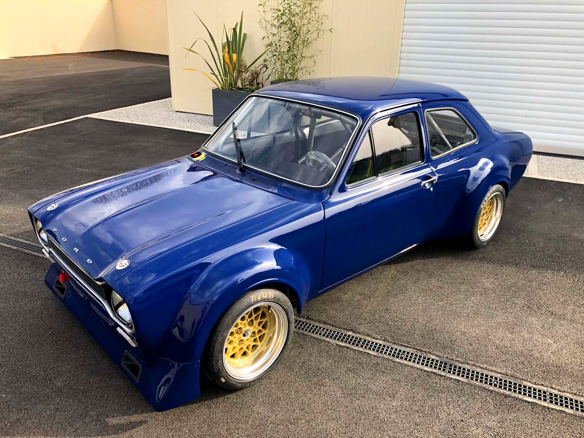 BRAIDwheels's tweet photo. How about a nice classic car to start the week?
👉🏼 WE CAN MAKE YOUR DREAM WHEELS
📧 braid@braid.es
#braid #braidwheels #wheels #3piecewheels #s4rc #tarmacwheels #racingwheels #strongwheels #ford #fordescort #fordescortcosworth #fordperformance #fordsofinstagram #fordracing https://t.co/4Wa2GCZa3T