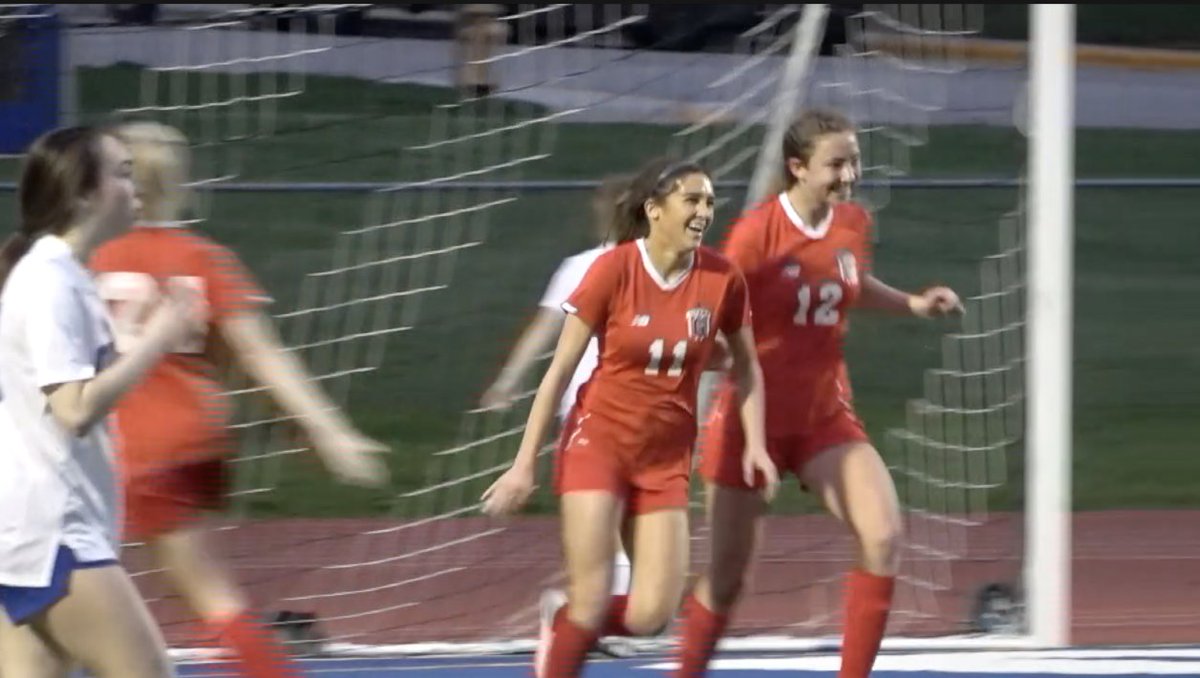 RT if Glenwood’s Ella Beeler had the best #POTW! Winner gets a <a href="/SpfldClinic/">SpfldClinic</a> prize pack. Ends at 10pm!