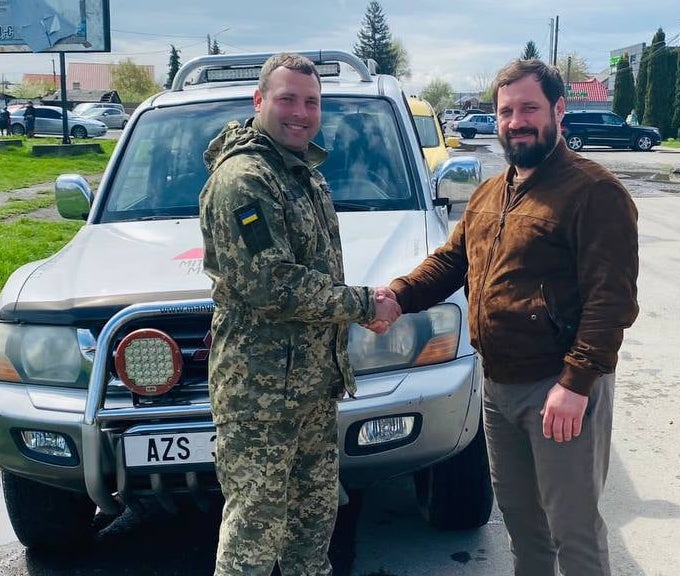 trybuna's tweet photo. Аналітик закарпатського ДБ"Сонечко" попередив тих, хто отримує "подачки" від підсанкційного Пересоляка

Детальніше - https://t.co/LSpEgIKKpT https://t.co/fIZl7KULen