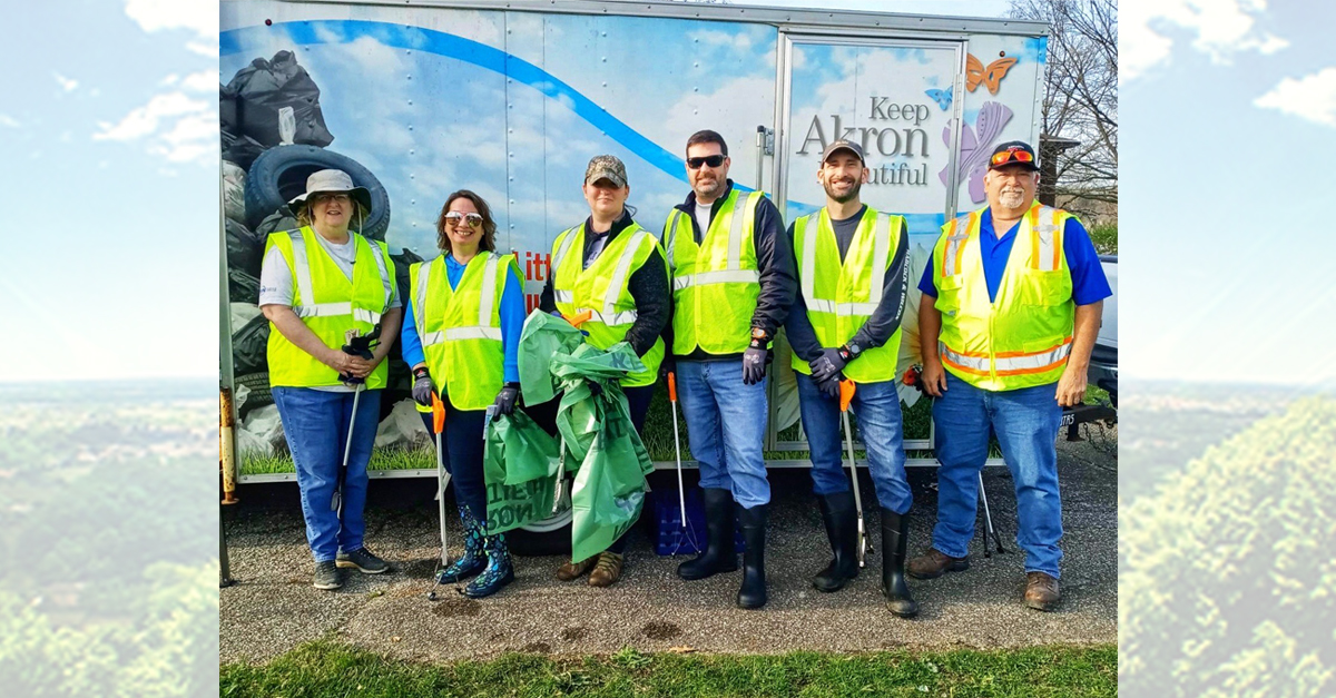BabcockWilcox's tweet photo. B&amp;W employees celebrated Earth Day on a gorgeous spring day, picking up trash from local streets and a bike path as part of the Keep Akron Beautiful Cleanup campaign. #CleanUpAkronMonth #keepakronbeautiful https://t.co/sN217UXgpR