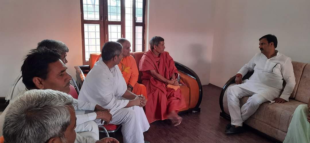 MukeshCh4BJP's tweet photo. कन्या शिक्षा और गुरुकुल पद्धति को आगे बढ़ाने की ओर महान योग ऋषि आदरणीय #स्वामी_कर्मवीर_जी के प्रयास #ऋषिकाकुलम_कन्या_गुरुकुल बेरखेड़ी, तीतरो (सहारनपुर) के उद्घाटन कार्यक्रम में भाग लिया।
समाज के गणमान्य लोगों से भेंट हुई और #स्वामी_जी का आशीर्वाद प्राप्त किया।
#mlaNakur https://t.co/7fgHpJC82v