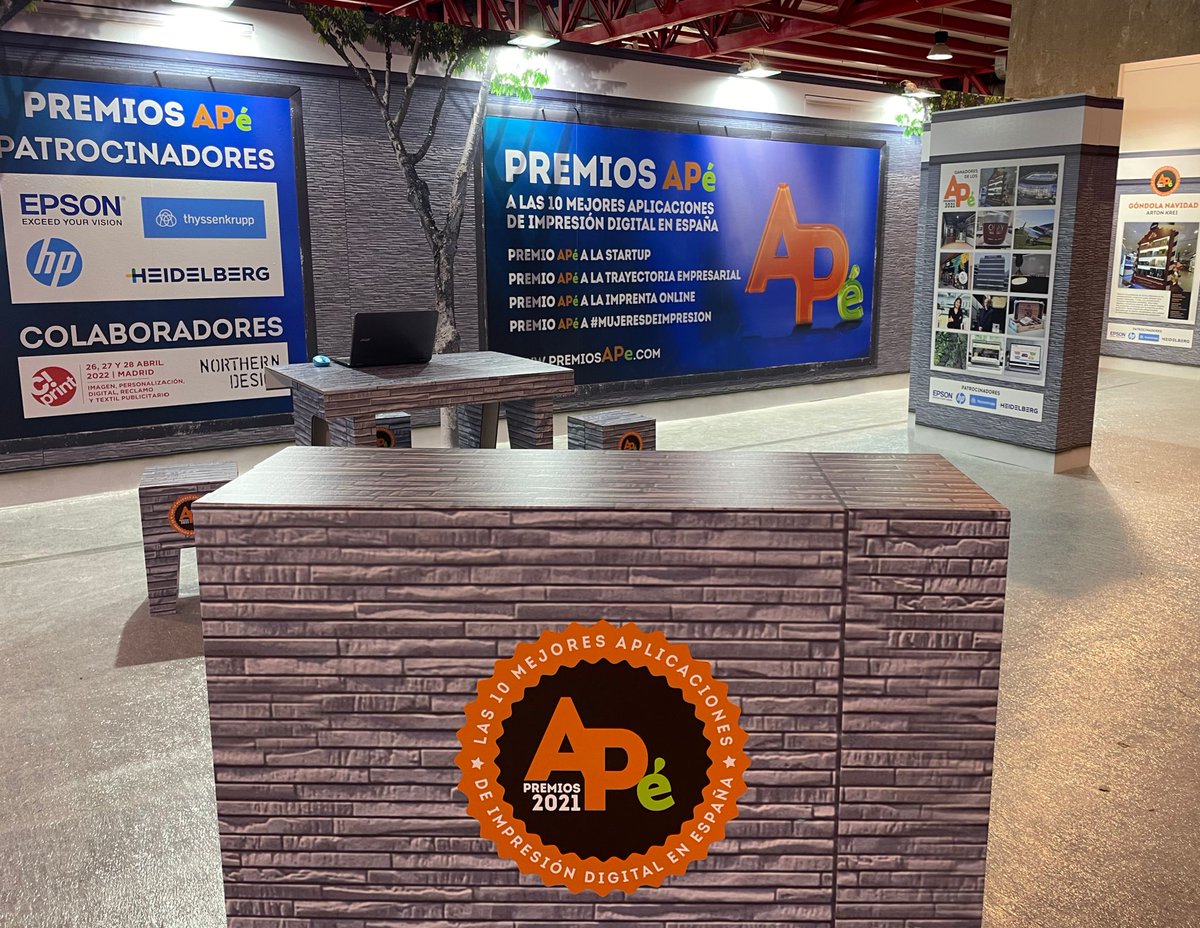 CPrint_Madrid's tweet photo. 📍Visita obligada: el stand de los premios @APdigitales en #CPrintMadrid2022⚡️. Creado por Northern Design, con material Abiplex e ideado por Alex García. 
🚨No te lo pierdas!! La ceremonia de entrega será el miércoles a las 18:00➡️https://t.co/92nRj8L3vu
#PremiosApe #Apdigitales https://t.co/Zpo67c89wc
