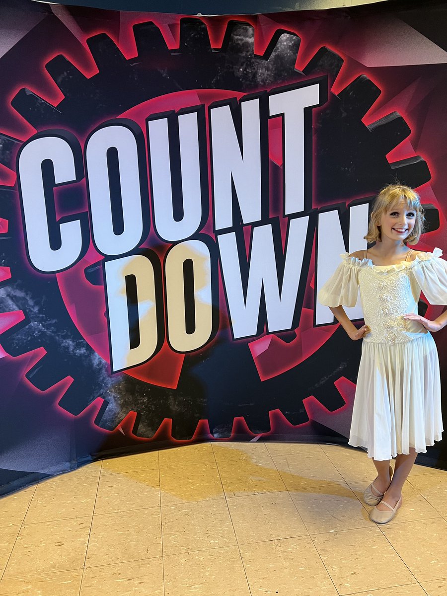 thelittleradish's tweet photo. Big weekend for this girl. She received 1st overall in Competitive Division for ages 12-14 at Countdown Dance Competition. Such an amazing accomplishment! Way to go @teamsloane She dances to #burn from @HamiltonMusical and it is stunning. @Phillipasoo https://t.co/3mwNJ0KtOl