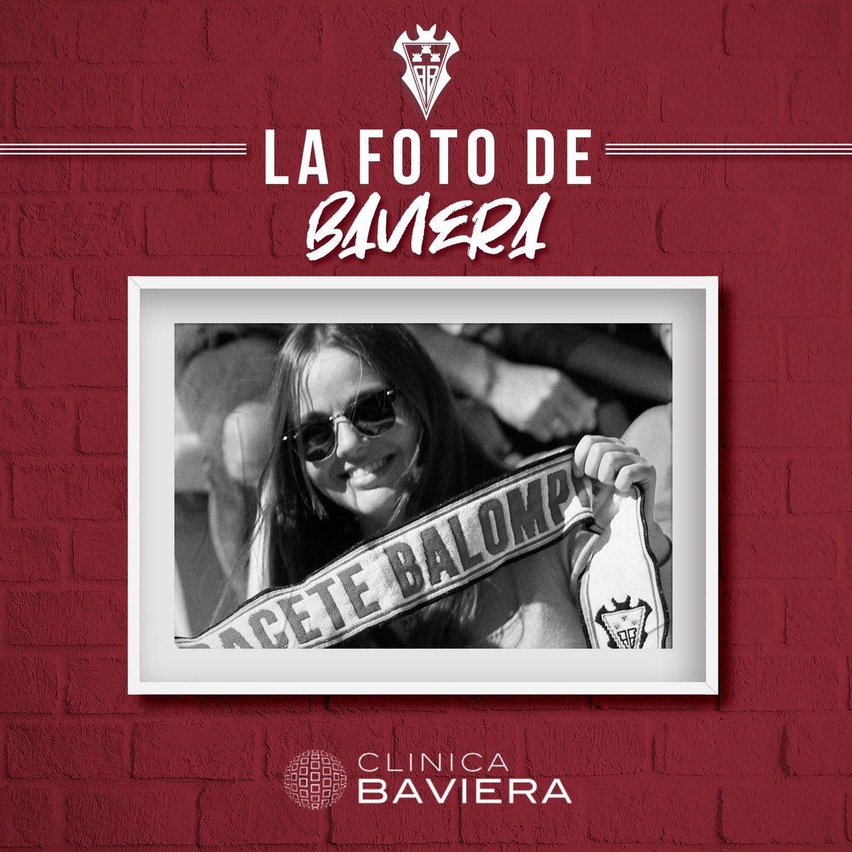 ¿Te reconoces en esta foto disfrutando de tu 
#PasiónPorElCampo ❤️‍🔥? 

Si eres tú la albacetista de la imagen escribe a 👇🏻👇🏻👇🏻👇🏻👇🏻👇🏻👇🏻👇🏻👇🏻
abonados@albacetebalompie.com y @clinicabaviera te dará un regalo por apoyar al Alba 🙌🏻🙌🏻

#AúpaAlba 🤍