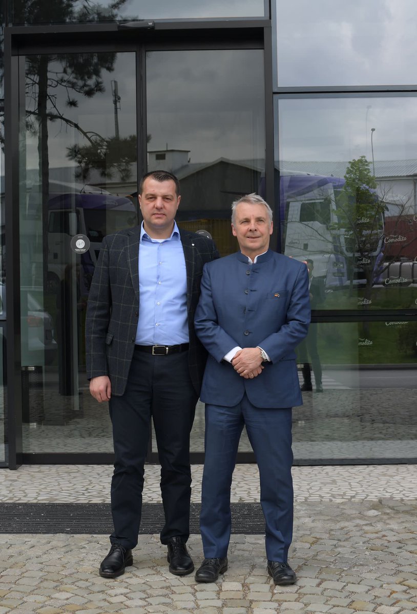 Impressed by the investments of the Devolli Corporation in state of the art Commodita mattress factories in Gjakova – with high end 🇩🇪technology. Thousands of jobs have been created also benefiting minorities plus providing tax revenues for 🇽🇰 #InvestinKosovo <a href="/OEGJK_KDWV/">OEGJK-KDWV</a>