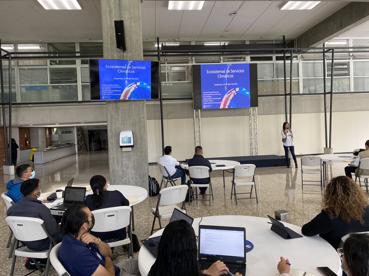 agmunozs's tweet photo. Nuestra @carmenglezr de @climatesociety @columbiaclimate presenta ahora un logro clave de @Columbia #ACToday: un ecosistema de múltiples servicios climáticos para Guatemala https://t.co/wVttlZGAl7