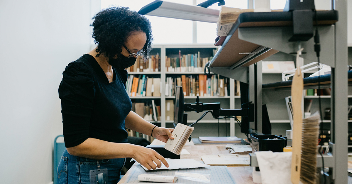 UBC Library opens new specialized space dedicated to the conservation, preservation and treatment of the library’s physical materials. bit.ly/3jYKSm0 #preservationweek