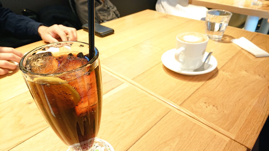 Cafe_sukki's tweet photo. 基本家にいることが多いけどカフェは好きでよく巡る男のアカウントです〜💭

一人だと行きづらいからよく友達とか一緒に巡ってくださる方と行ってます!!お高いとこは行ったことないです…笑

よろしくお願いします〜✨

#カフェ巡り
#カフェ巡り好きな人と繋がりたい https://t.co/ZfFOJErc3G