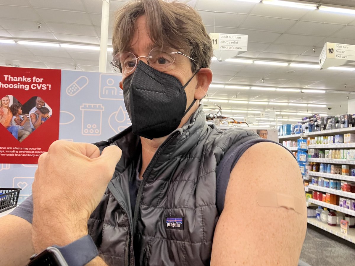 mdezz's tweet photo. @MarkHamill I’m with Luke. The force is strong. 2nd Booster. #vaxxedANDrelaxed #Boosted https://t.co/SgfyzxlKKd