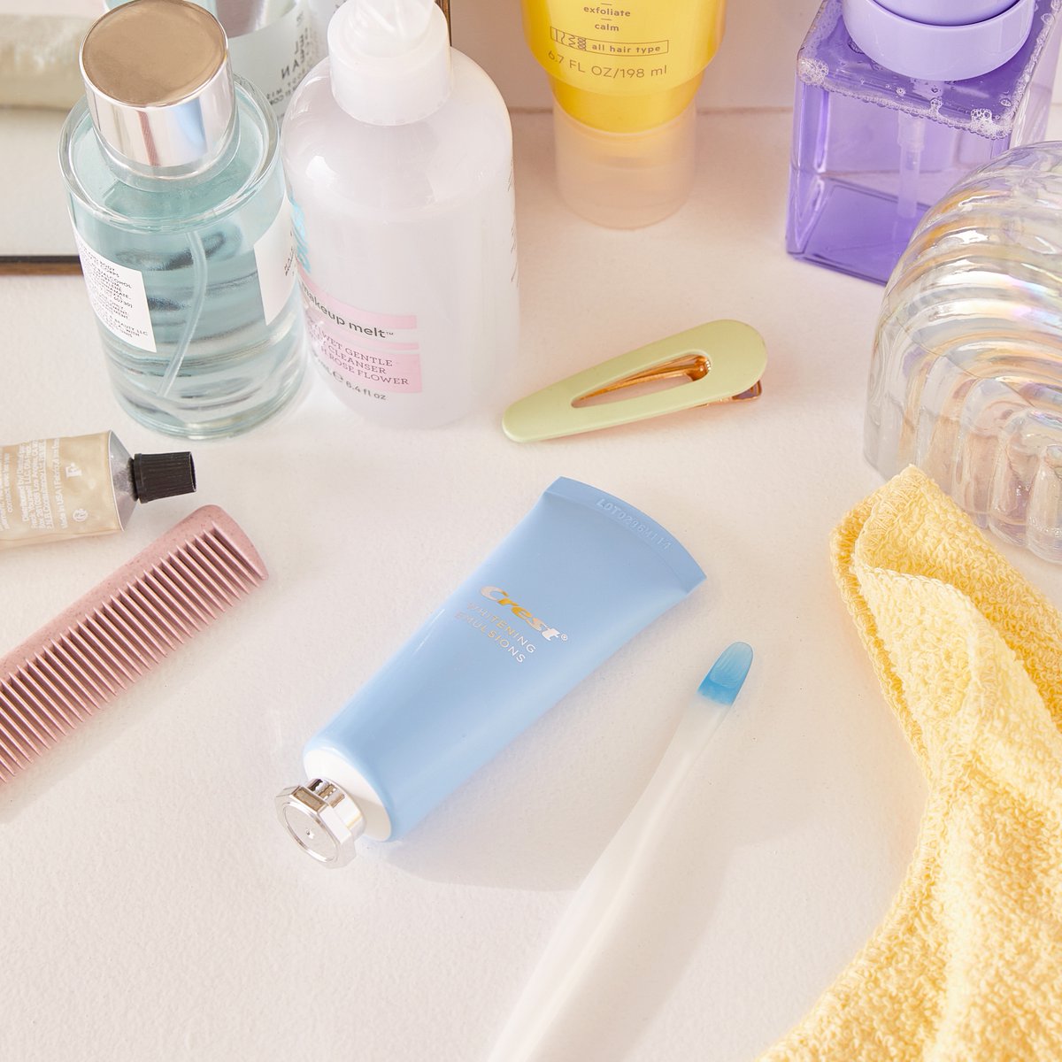 FabFitFun's tweet photo. #AD Our friends at @crest just revealed the next breakthrough in teeth whitening, Crest #WhiteningEmulsions! Members can add a sample to their Summer Box for free while shopping this season’s Summer Add-Ons. U.S. members only while supplies last. Limit 1 per member. #CrestPartner https://t.co/6aWX4bDXqQ