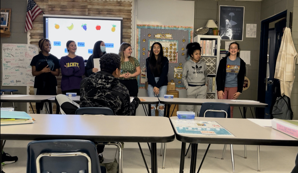 AHS_News's tweet photo. The Spanish III Class of Senior Martin Valdivia recently came to Mrs. Sara Adams' classroom to teach her students a lesson on Spanish. The students did an amazing job! https://t.co/h7oGWgvvEN