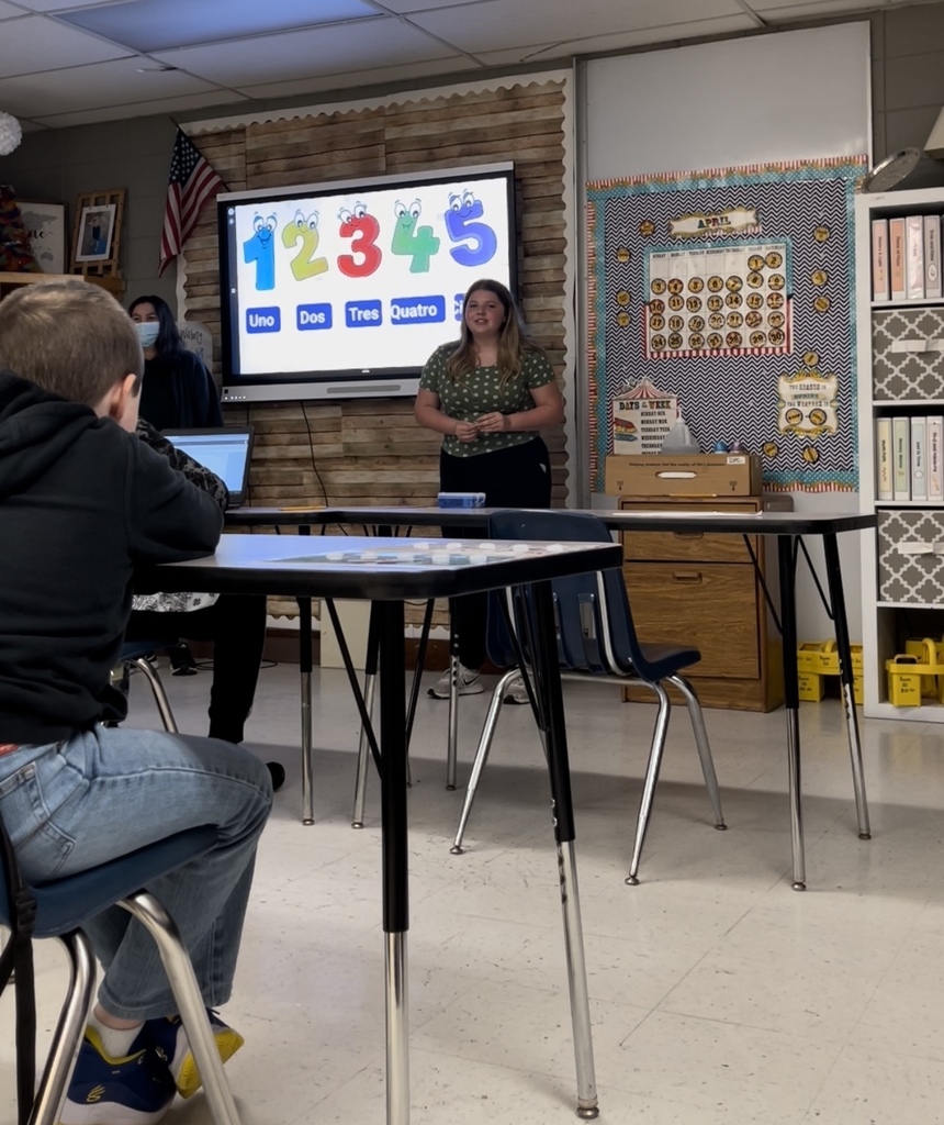 AHS_News's tweet photo. The Spanish III Class of Senior Martin Valdivia recently came to Mrs. Sara Adams' classroom to teach her students a lesson on Spanish. The students did an amazing job! https://t.co/h7oGWgvvEN