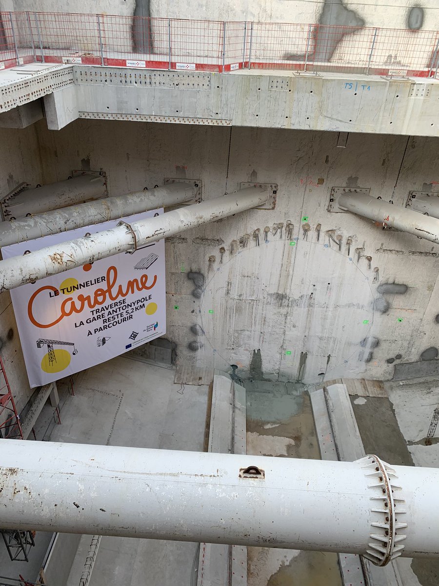 AhlemFellague's tweet photo. Percement du tunnelier Caroline aujourd’hui à la gare Antonypôle 🥳 #GPE #ligne18 #grandparisexpress https://t.co/M8Hkg7jKJc
