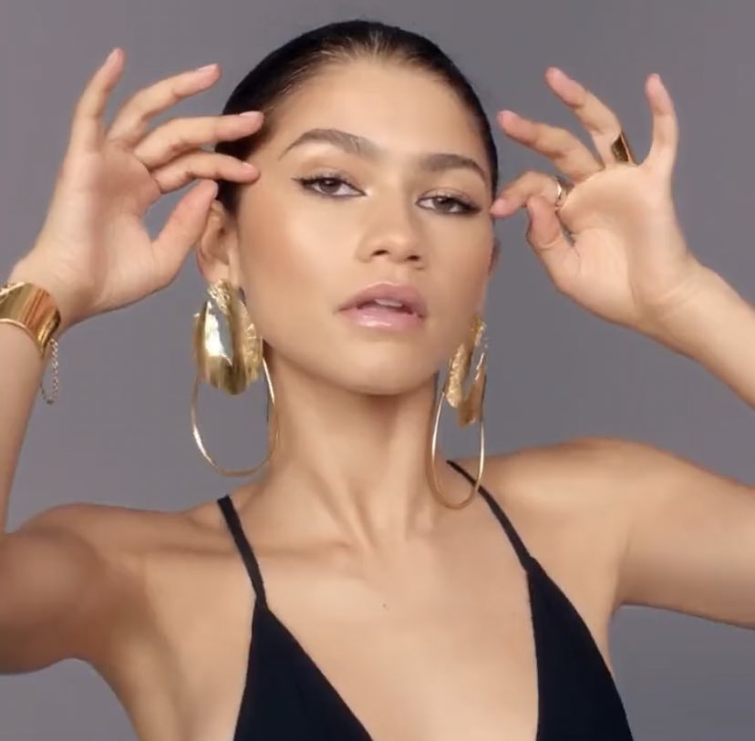 zendayaonfilm's tweet photo. Zendaya for Lancôme https://t.co/QUpmbWqT3r