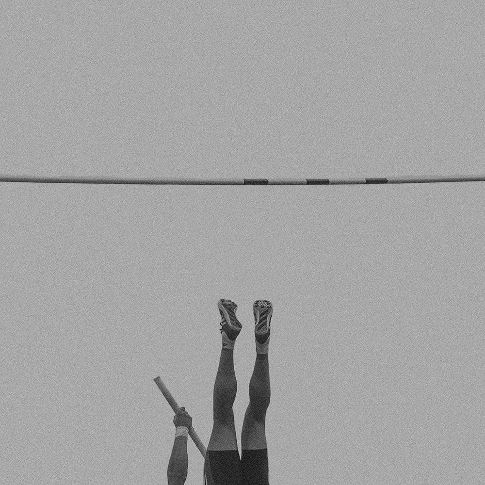 dodhomagazine's tweet photo. Pole Vault by Klaus Lenzen | Dodho https://t.co/grr0v8PbDQ
The series "Pole Vault" was created over three years during the annual #Decathlon meeting in Lenzen's #hometown of Ratingen, #Germany. https://t.co/YxjGmFOch7