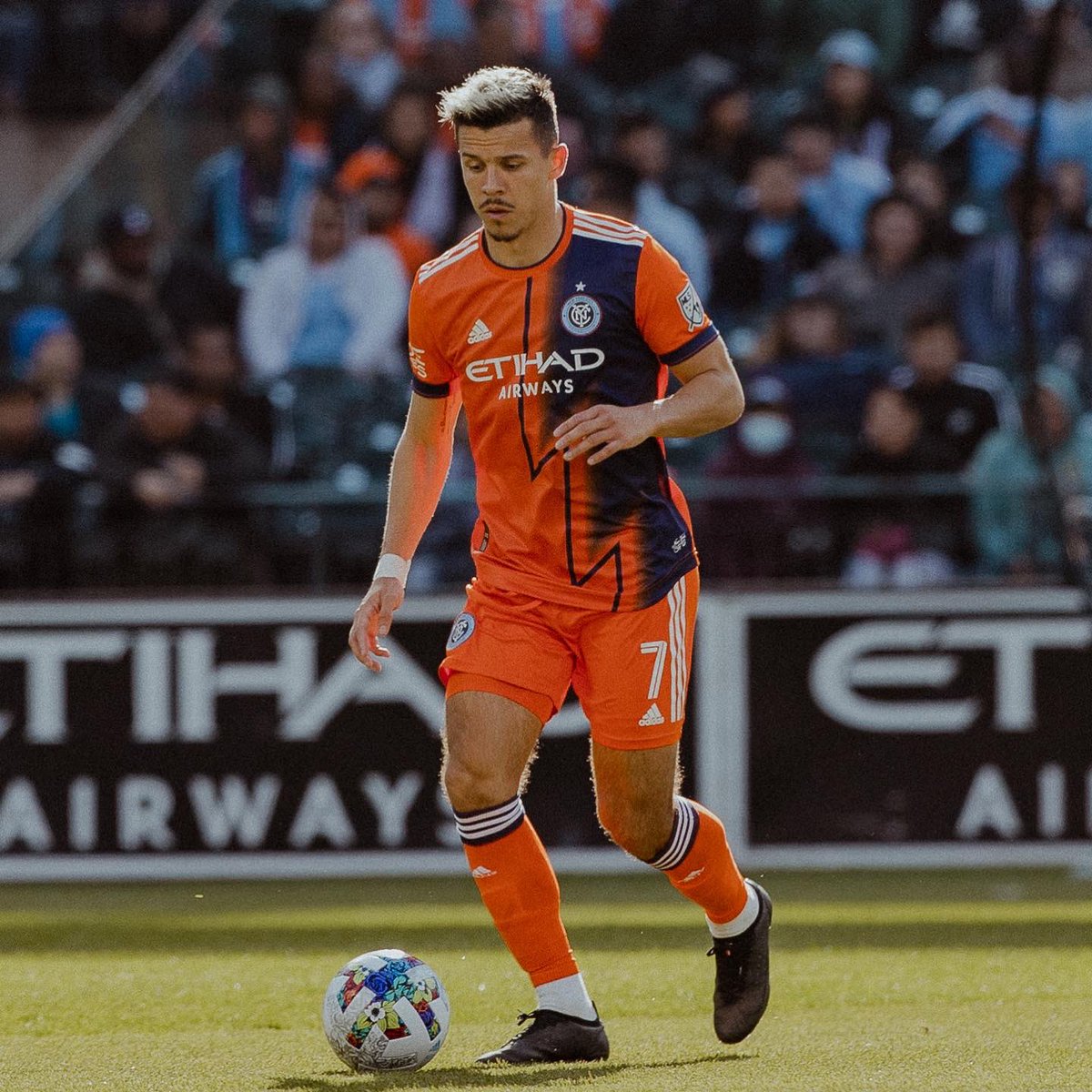 alfredo1008's tweet photo. Great game and W yesterday in Queens! Support was 🔥 this is the way @NYCFC 💙🗽 https://t.co/C9p0Xo6gpp