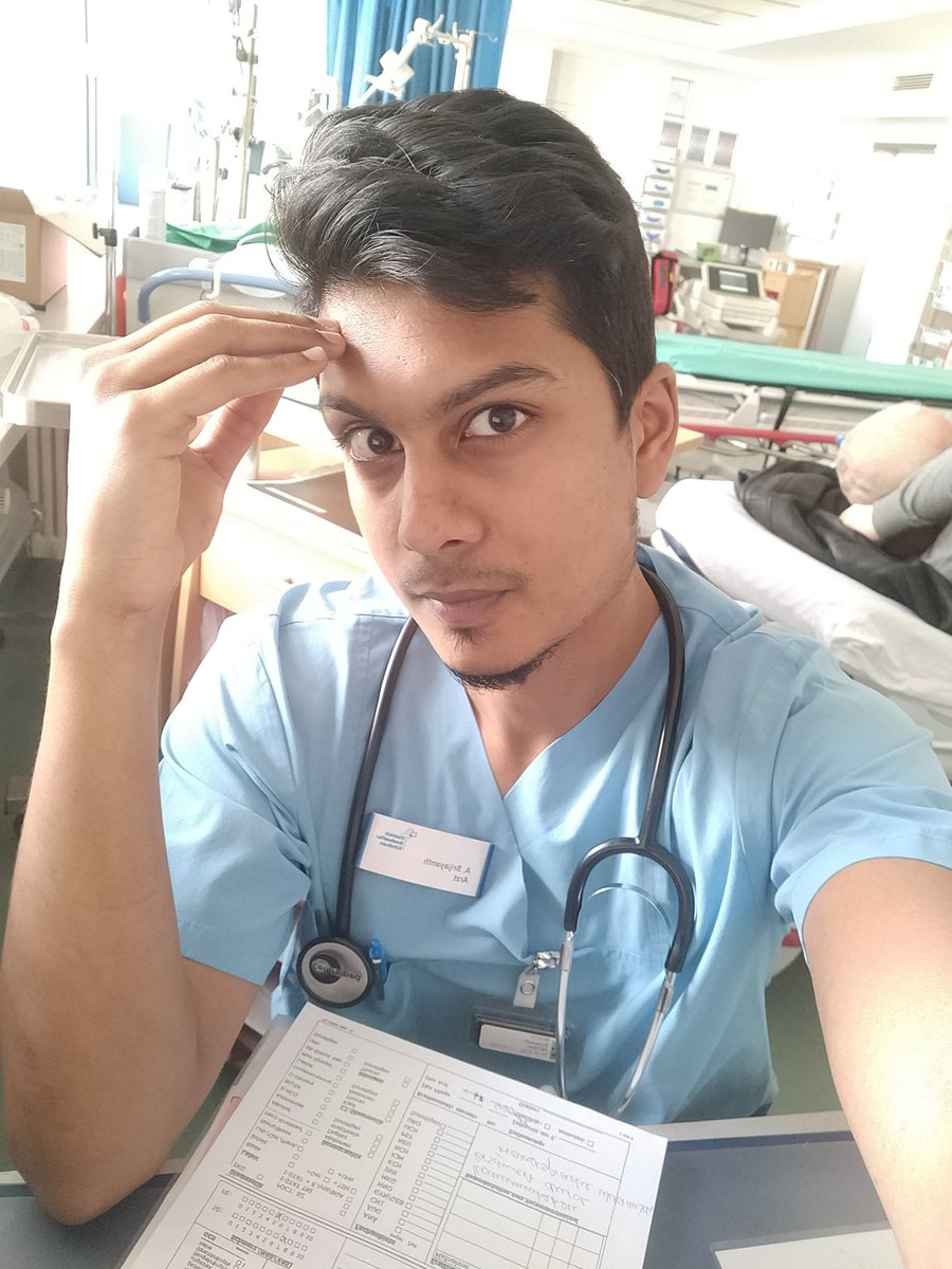 abhinesh001's tweet photo. Manchmal ist es interessant wenn Patienten kommt aus Ukraine und erzählt aber ich habe keine Ahnung was er spricht .  🇺🇦🇩🇪 

#notfallmedizin #radiology #arzt #immerbereit #Ukraine #Germany #menschheit https://t.co/QTDf0ZeaH7