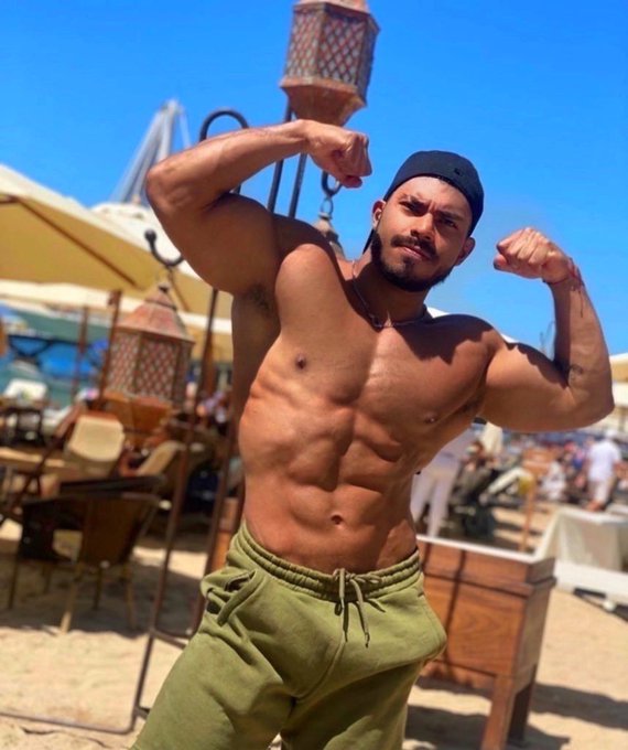 Watch Ottoniel Yañez's leaked NSFW photo on TwXstars