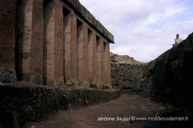 zereyifat's tweet photo. One of the lesser known #medieval #monolithic churches of northern #Ethiopia: Genette Maryam build by Emperor Yikuno Amlak I. (1270-1285). It’s located in northern #Wollo, #Amhara region and represents architectural continuity despite dynastic transition from Zagwe to Solomonids. https://t.co/hGV8VtdnDK