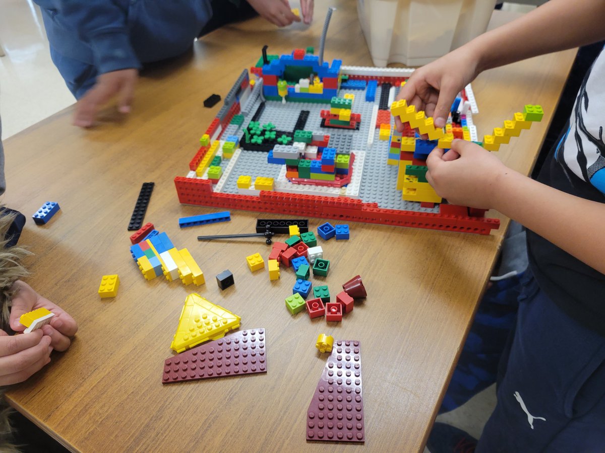 Stephen Fowler tweet media