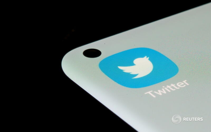 Reuters's tweet photo. EXCLUSIVE: Twitter is nearing a deal to sell itself to Elon Musk for $54.20 per share in cash, the price that he originally offered to the social media company and called his 'best and final,’ people familiar with the matter say https://t.co/ZHeaXAICLy $TWTR https://t.co/01a60vpXRX