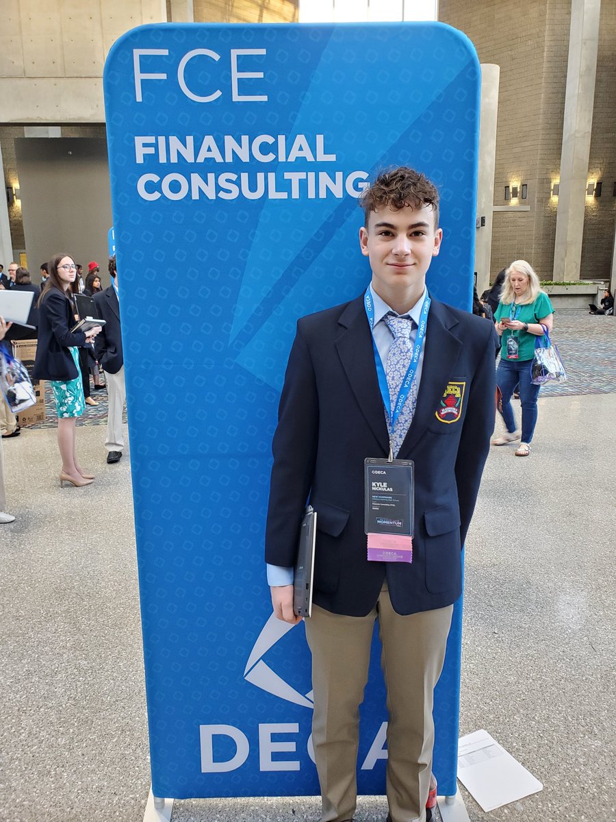This guy worked incredibly hard on his Financial Consulting Event.  He has an amazing presentation that ranks as one of the best #hdhspride @DECA @nhdeca has produced.  So proud of his efforts.  Good luck today!!! #DECAICDC
