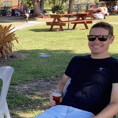craig_perske's tweet photo. In honour of my 2 weeks off work coming to an end … #NewProfilePic 🍻 https://t.co/ZLdkFZGESv