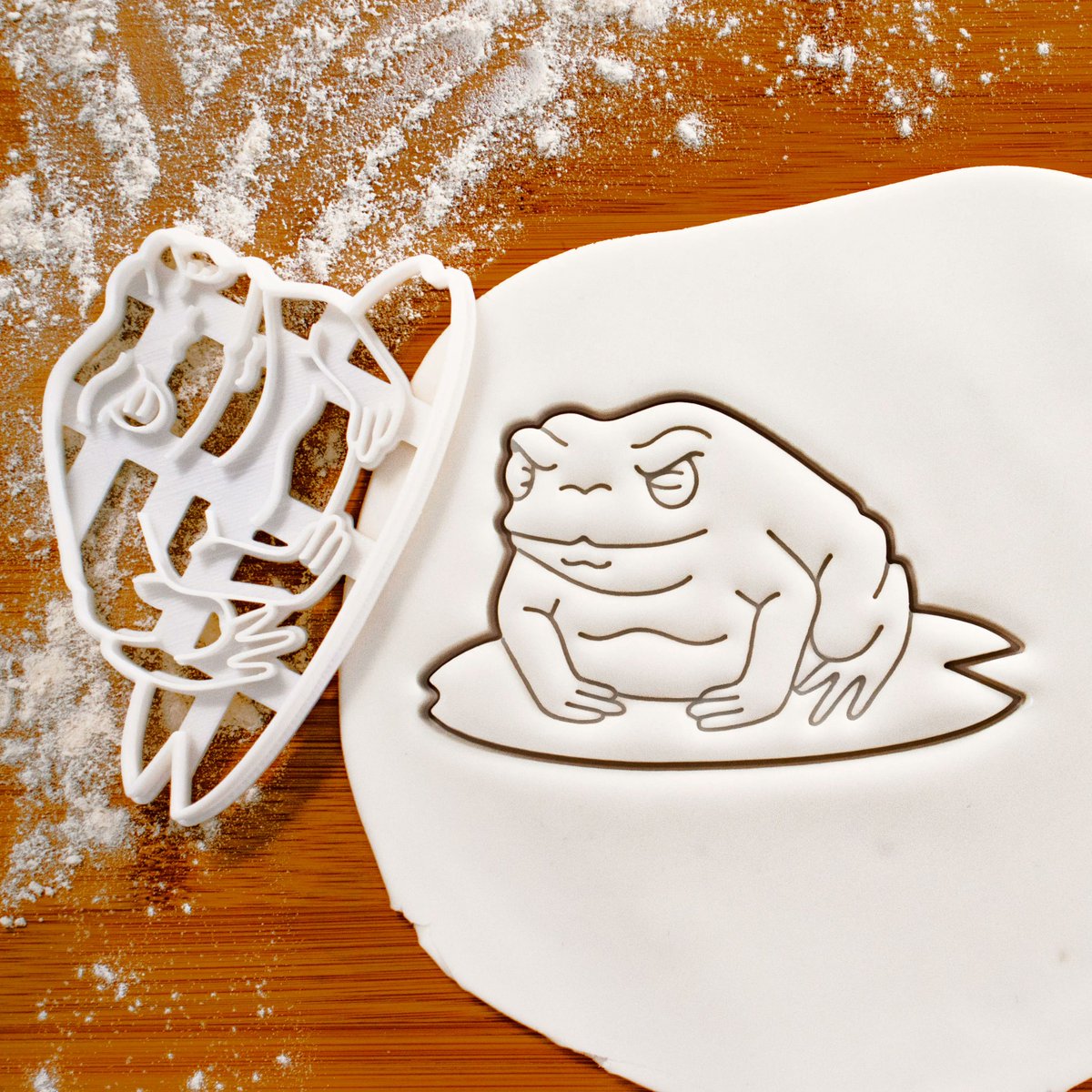 Bakerlogy's tweet photo. New cookie cutters alert! Making toad-ally delicious snacks just got a whole lot easier. πΈ
.
.
.
#toadcookies #woodlandparty #forestparty #cottagecorebaking #cottagecorewitch #goblincore #fairycore #herpetology #herpetologist #toadcore #wildlifecookies #toadparty #gardenparty https://t.co/wYS2brxxW3