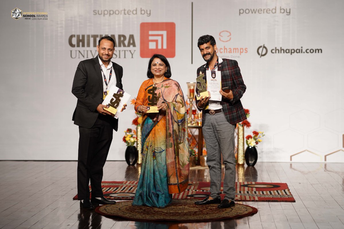 spsmartschools's tweet photo. SP Smart School bags ‘Best School with Online Education’ award at International School Awards in Chandigarh 

:SP Smart school has brought laurels to the city of Temples Jammu by bagging the ‘Best School with Online Education’ award at International School Awards in Chandigarh. https://t.co/AYlS7i0cEZ