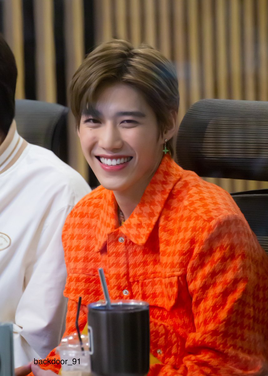 ยิ่มหวาน 😍

#ppkritt 
#BillkinxPPKritxFlex1045