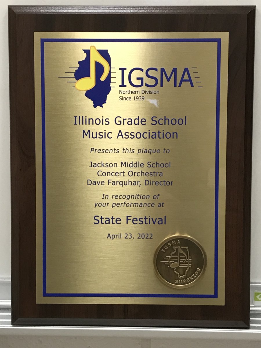 Congratulations to the students in the Jackson Middle School Concert Orchestra for their Superior Rating at the Illinois Grade School Music Association Festival on Saturday, April 23, 2022. Great job, kids!!