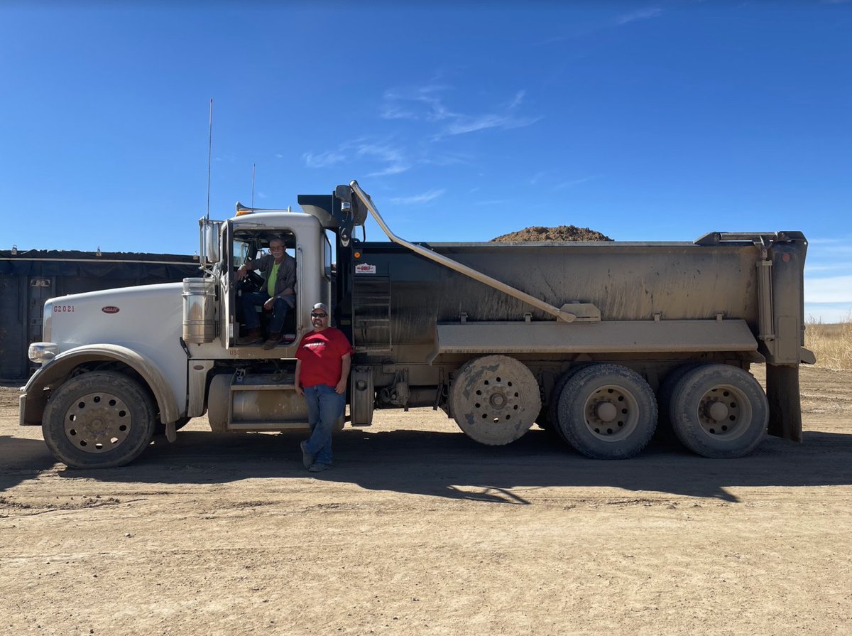 FortressDevSol's tweet photo. Huge shoutout to our trucking team! These drivers are always on the road delivering everything needed to your construction sites.
#trucking #hauling #heavyhaul #construction #constructiondevelopment #heavyhauling #truckinglife #constructionindustry #constructionmanagement https://t.co/3jhsVKAN2A