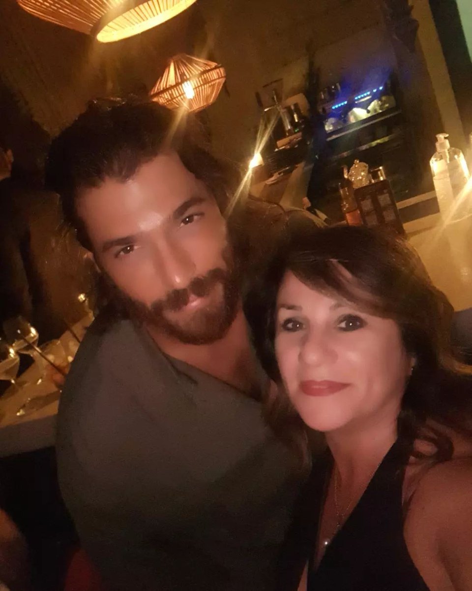 FanClubAlbatros's tweet photo. Posted @withregram • @l.barboni.71 Io e #canyaman ❤ al #thesanctuaryecoretre at
#cayaman @ComuneDiRoma #attore #influencermoda https://t.co/VnxbueHQm3