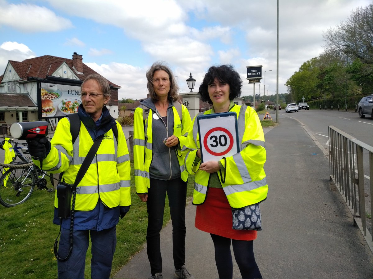 Community speedwatch outside the Beehive pub south of #Reigate recorded motorbike doing 82mph in 30mph zone. Completely unacceptable.

#RoadSafety <a href="/RoadPeace/">RoadPeace</a> <a href="/cllr_paul/">Cllr Paul Chandler</a> <a href="/CatherineBaart/">Catherine Baart</a> <a href="/DellaNyree/">Della N Torra Howes</a>