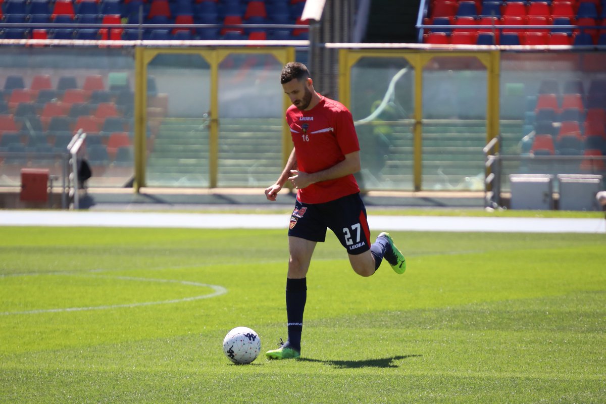 CosenzaOfficial's tweet photo. π₯ | Riscaldamento pre gara! πͺπΌ
#WolvesOnFire https://t.co/3MNja0eTjb