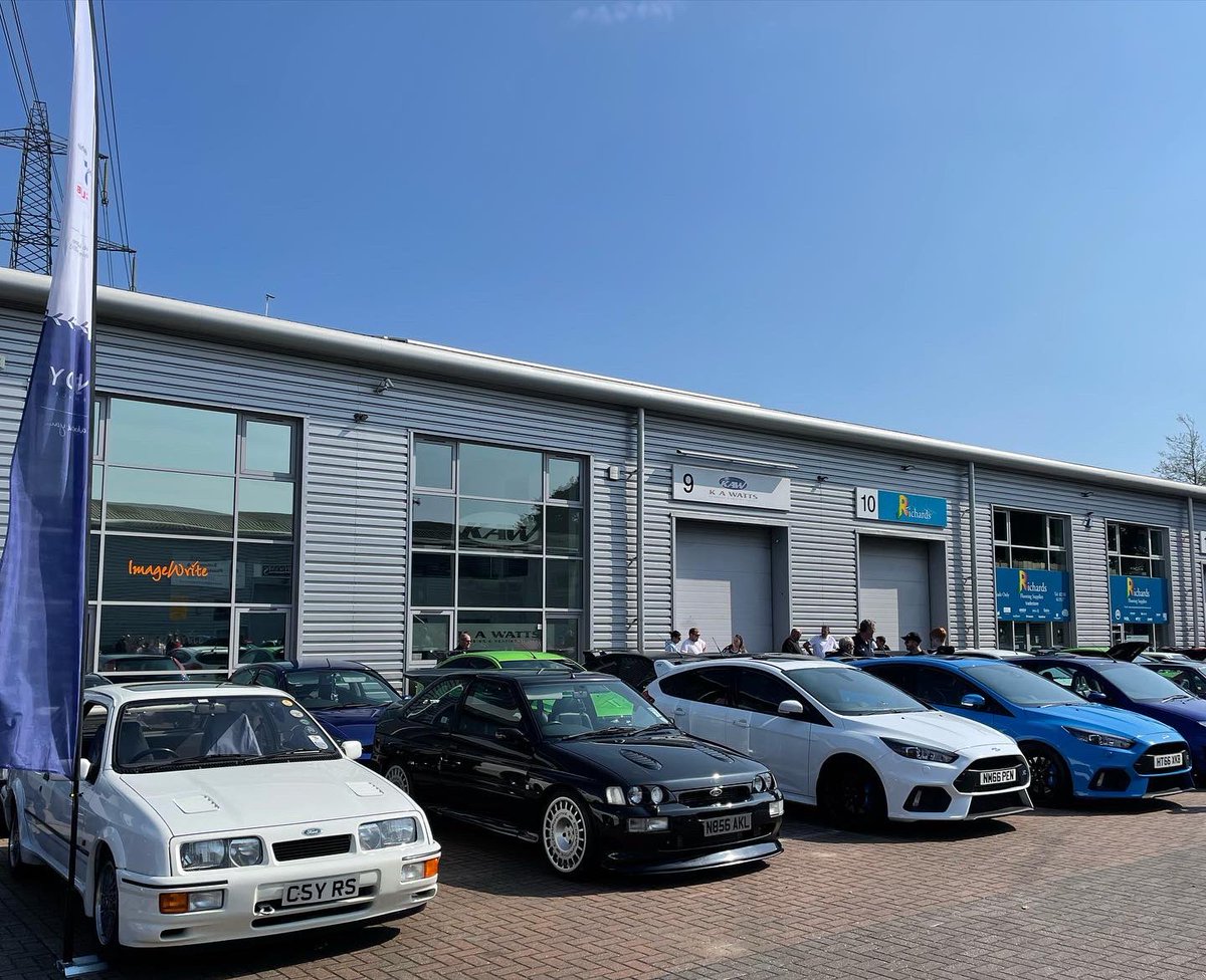 HantsBerksRSOC's tweet photo. Great morning for our meet at @HendyPerform yesterday :)

100+ cars and good coffee, what’s not the love? #rsoc #ford #rs #hendyperformance https://t.co/GLWsrzQsCn