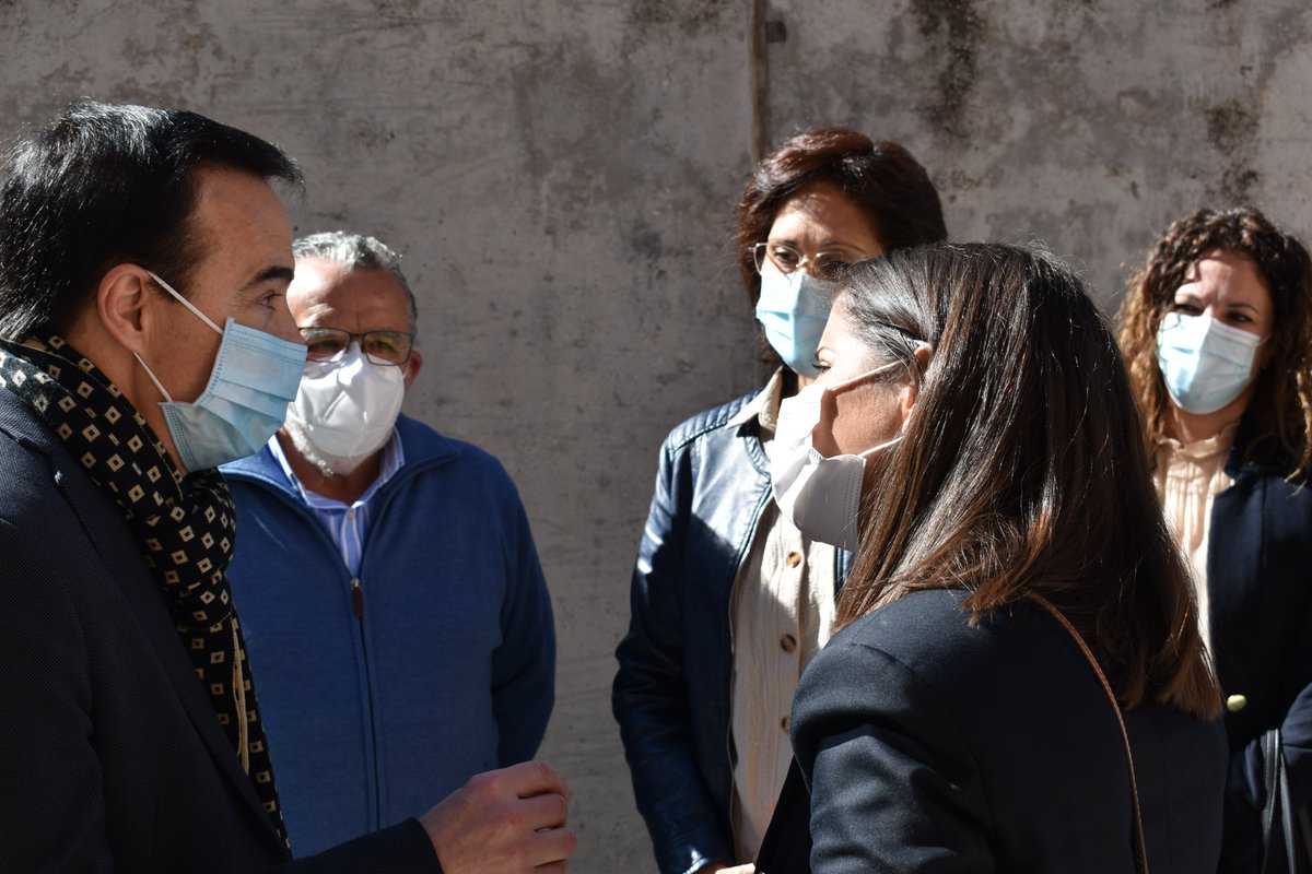 igualdadEXT's tweet photo. La consejera de Igualdad y Cooperación para el Desarrollo @gilrosinha ha abierto hoy en Castuera unas jornadas sobre accesibilidad en las que también se ha hablado del proyecto #saviex, importante para prevenir y abordar la violencia de género en mujeres y niñas con discapacidad https://t.co/EHybMx10aC