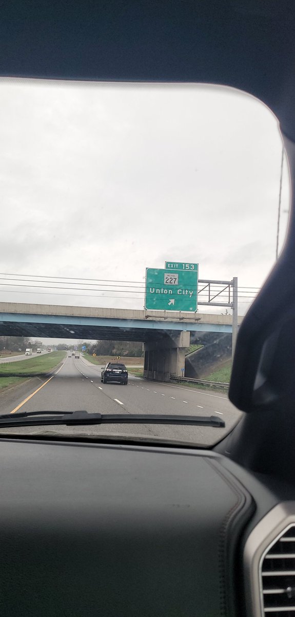 TylerBlom_'s tweet photo. @Chris_Hawkey rolling through Union City while listening this morning https://t.co/ni3GE3YVKI