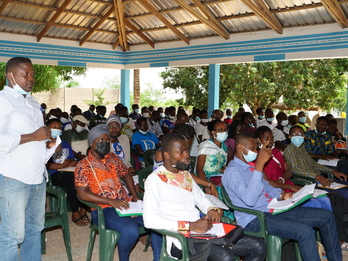 Les Universités Sociales du Togo tweet media