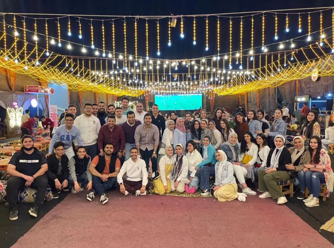 Aw152003's tweet photo. كل يوم بحبهم اكثر من الاول❤️
@22Sa3a_Club https://t.co/udMqKoe4o1