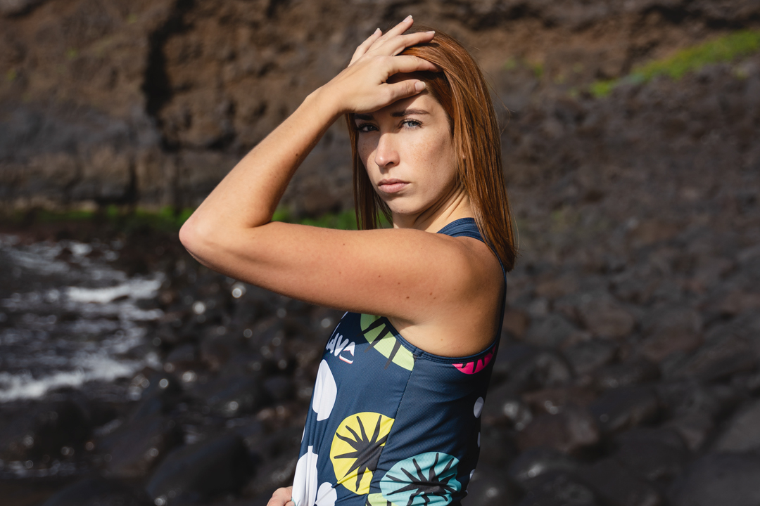 ¿Y qué te parece el diseño "Erizos" para nuestras nuevas camisillas con corte nadadora?

Ya disponibles nuevas camisillas con corte de tipo nadadora, con nuestras telas deportivas LAVA... transpiración y resistencia.