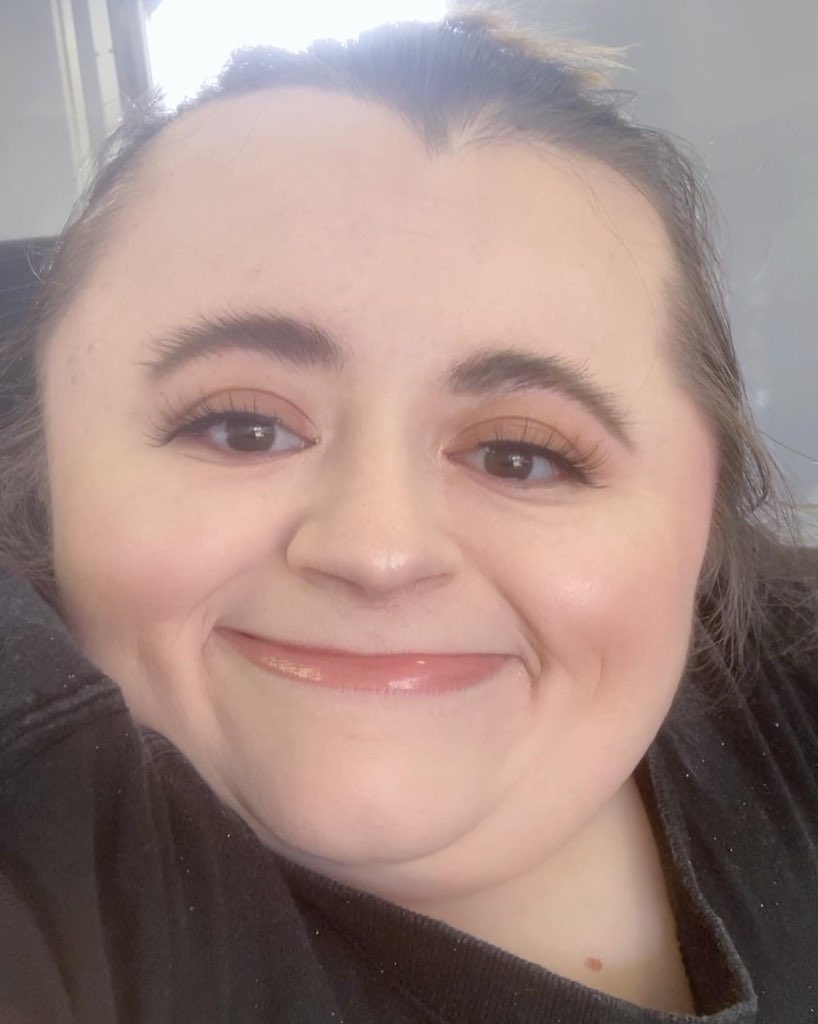 Makeup_Hannah15's tweet photo. I took a much needed vacation from posting and played around with makeup! ๐ #motd๐ #ootd๐ #makeupismypassion #makeupobsesssed #makeuplover #fullglam #makeupfun https://t.co/540gIxeox7